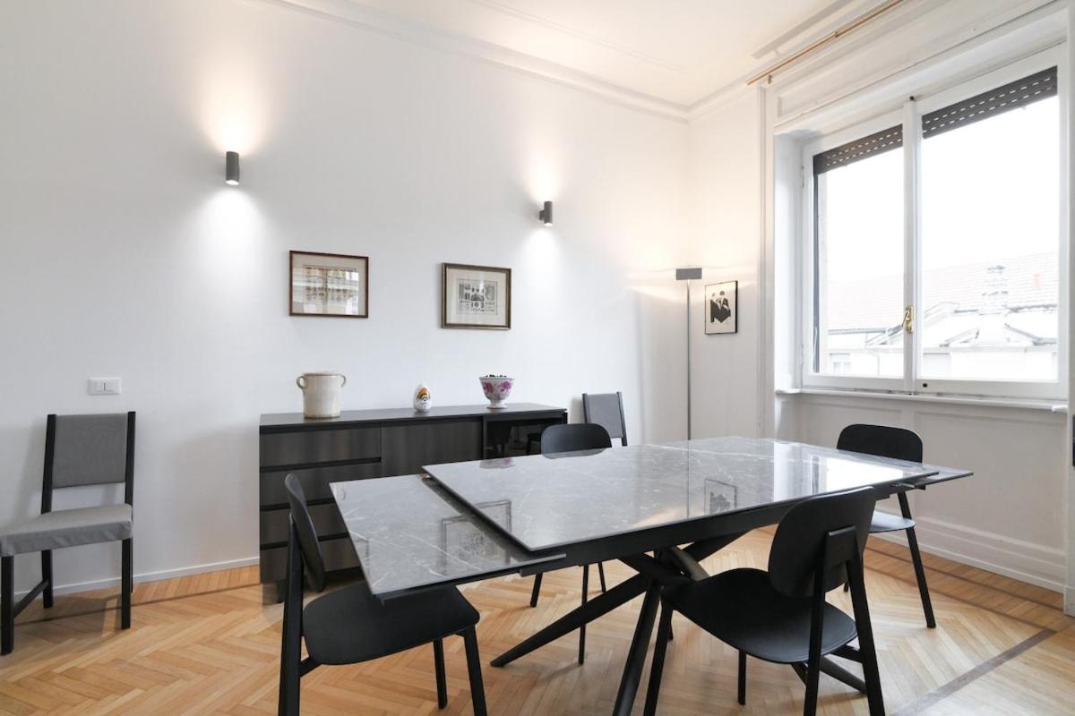 Light And Style In The Heart Of Mailand